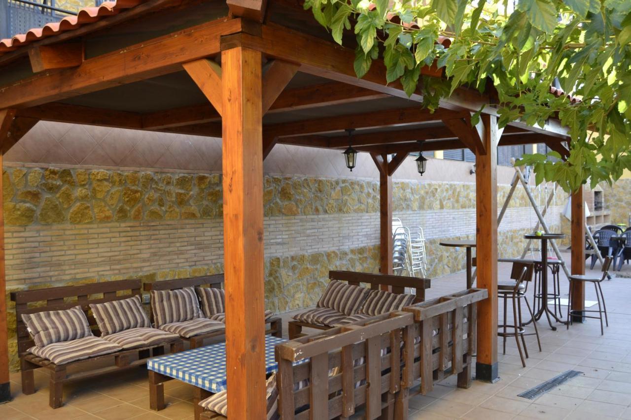 Apartamentos "Casa Rural De Aldea" Aldea del Fresno Экстерьер фото