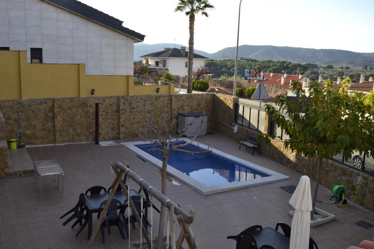 Apartamentos "Casa Rural De Aldea" Aldea del Fresno Экстерьер фото