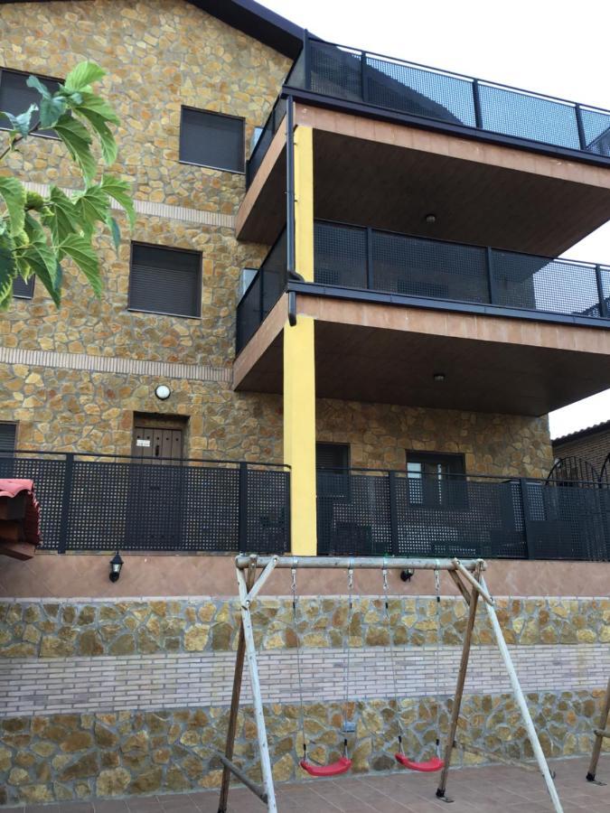 Apartamentos "Casa Rural De Aldea" Aldea del Fresno Экстерьер фото